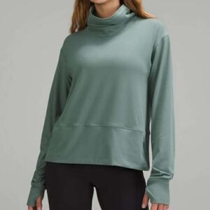 Lululemon Ready to Rulu Pullover - Size 4
